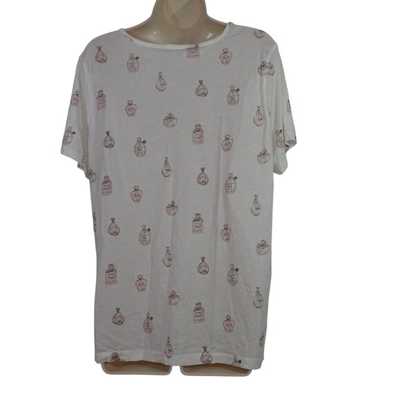 Forever 21 White Pink T-Shirt Women Plus Size 1X Perfume Bottle Print Short Slv - Picture 3 of 7